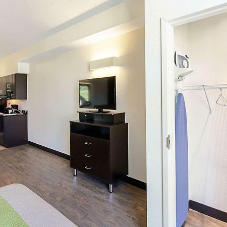 Studio 6 Austin Airport Luaran gambar