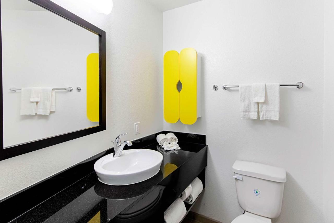 Studio 6 Austin Airport Luaran gambar