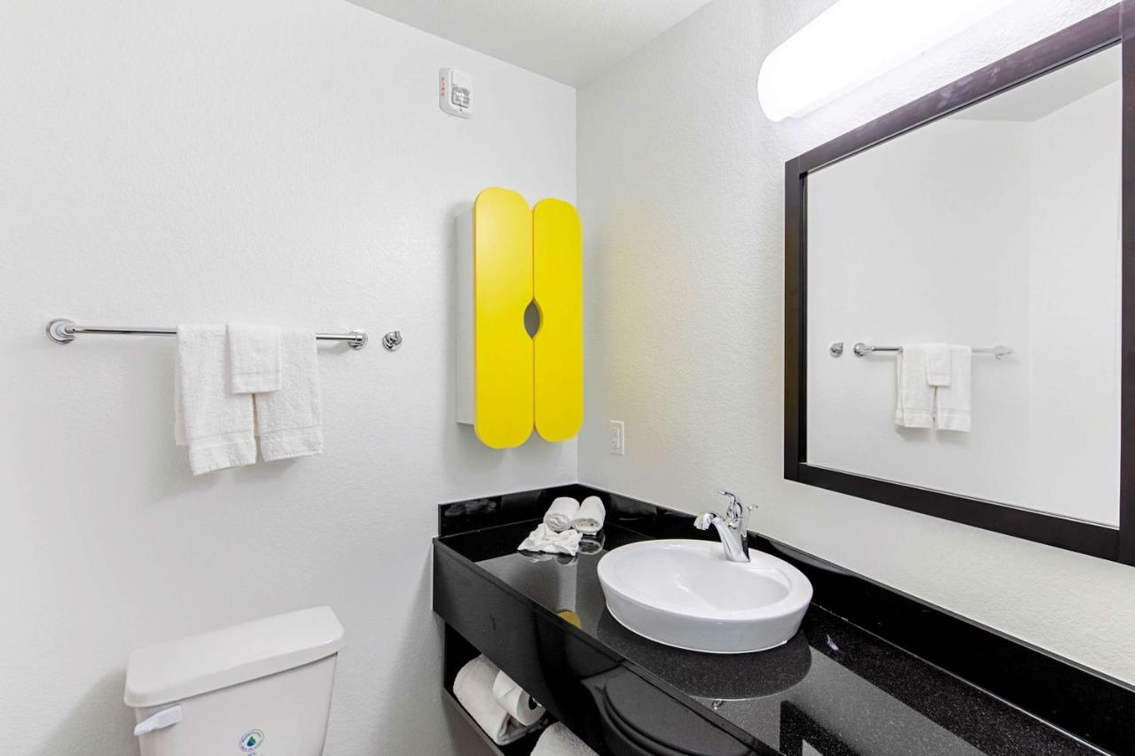 Studio 6 Austin Airport Luaran gambar